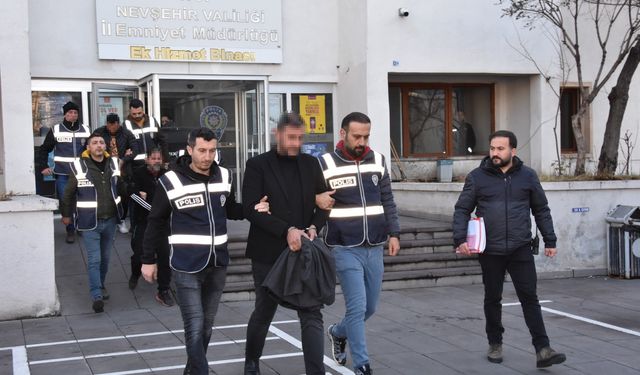 Nevşehir'de Sazan Sarmalı Operasyonu: 5 Gözaltı