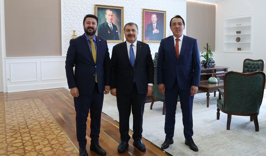 Milletvekili Emre Çalışkan ve Eski Başkan Mehmet Savran’dan Sağlık Bakanı Fahrettin Koca'ya Ziyaret
