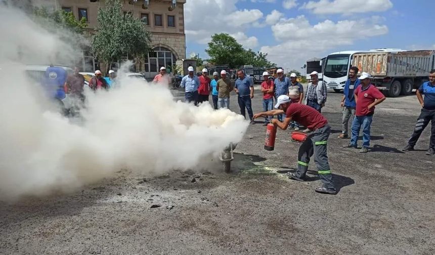 Ortahisar Belediyesi Kademe Personellerine Yangın Eğitimi ve Tatbikatı Düzenledi