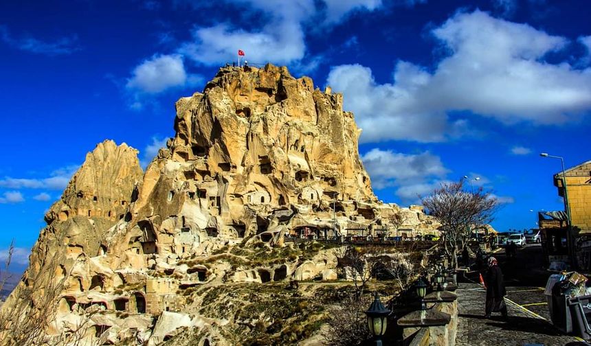 Uçhisar Cevizlibağda İhaleden Satılık Yola Sıfır Turizm Yeri