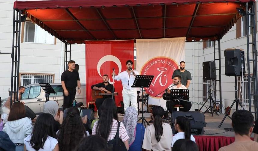 NEVÜ’lü Öğrencilerden “NEVÜ’ye Hoş Geldin Konseri”