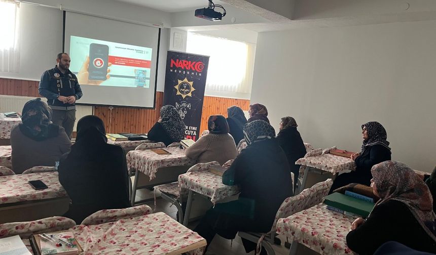 Narkotik Suçlarla Mücadelede Bilgilendirme Faaliyetleri Sürüyor