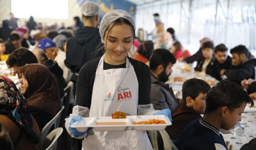 Ramazan İkliminin Gönül Sofrası Heyecanı 25. Gününde