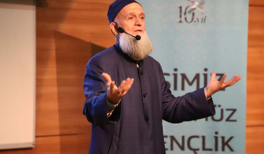 Genel Cerrah ve Hafız Op. Dr. Salih Selman Nevşehir’de “Ruhun Reçetesi” İsimli Konferans Verdi