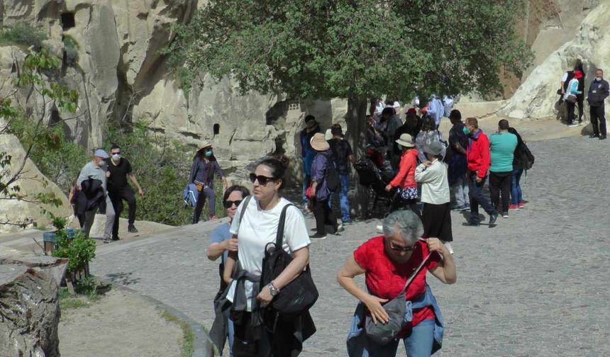 Kapadokya 9 Günde 200 Bin Ziyaretçi Ağırladı