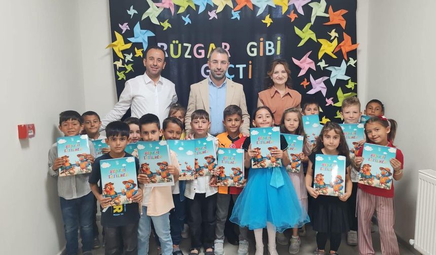 Başkan Güneş Öğrencilerin Karne Sevincine Ortak Oldu