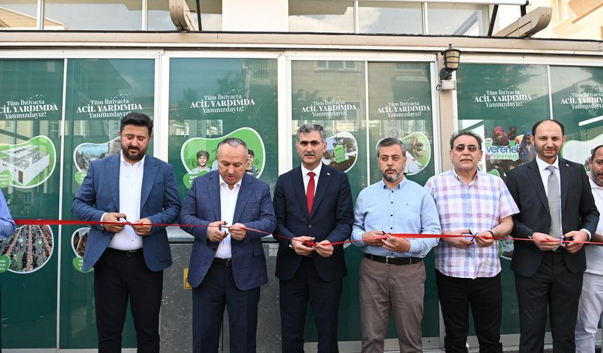 Verenel Sosyal Market'in 12.Şubesi Nevşehir'de Açıldı: "Paranın Geçmediği Market"