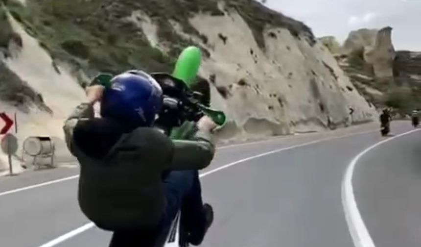 Üç Güzeller'de Motosikletle Akrobatik Hareket Yapan Motosikletliye 22 bin 687 TL Ceza