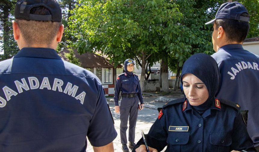 Sedef Teğmen Nevşehir’in İlk Kadın Jandarma Karakol Komutanı Oldu