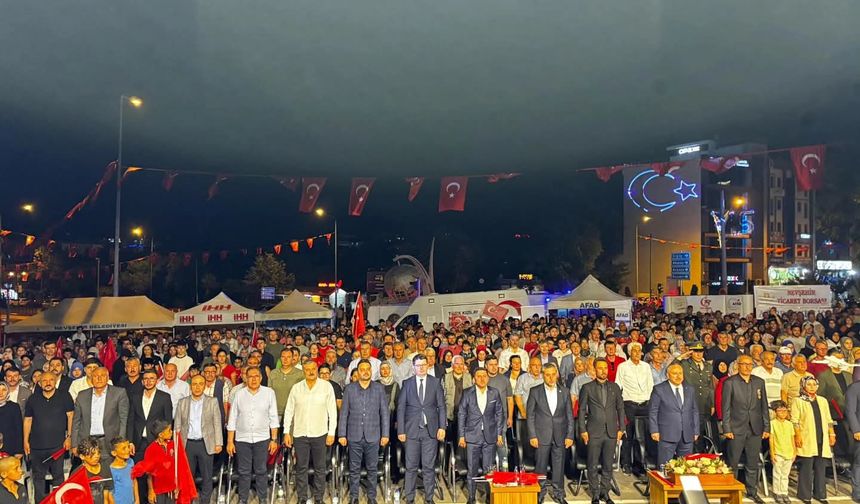 Nevşehir’de 15 Temmuz Demokrasi ve Milli Birlik Günü’nde Gece Boyu Anma Etkinlikleri Düzenlendi