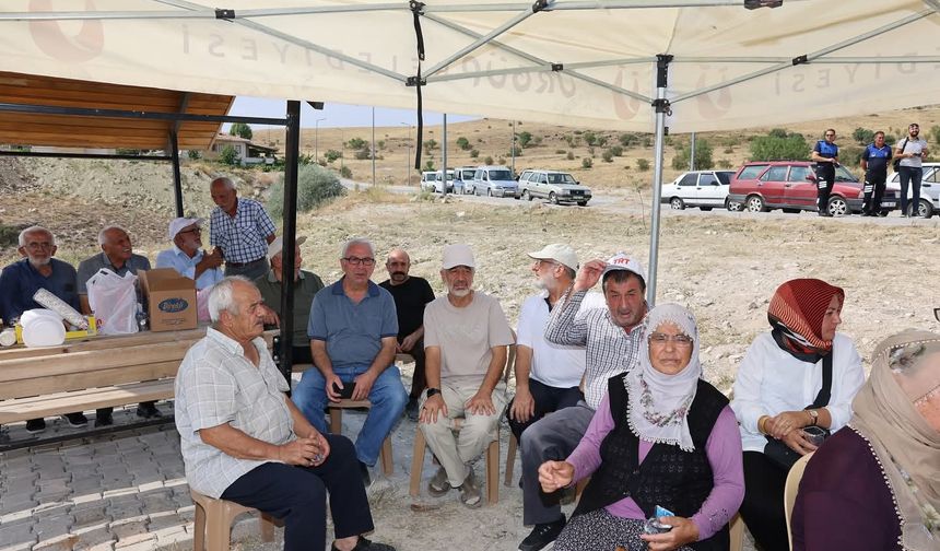 Perşembe Halk Günü Karain TOKİ Konutlarında Yapıldı
