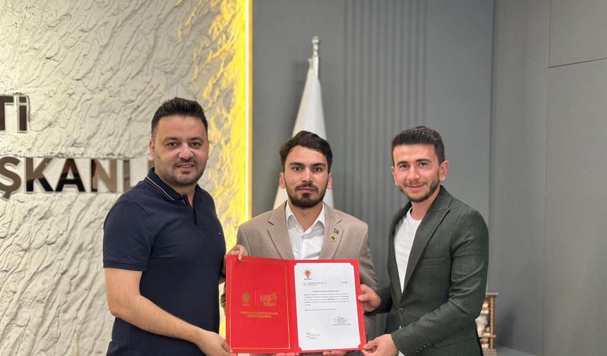AK Parti Avanos Gençlik Kolları’nda Bayrak Değişimi
