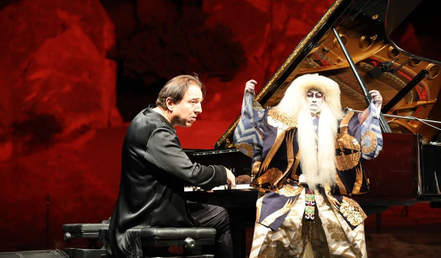 Fazıl Say ve Nakamura Hayato Kapadokya'da Aynı Sahnede Buluştu