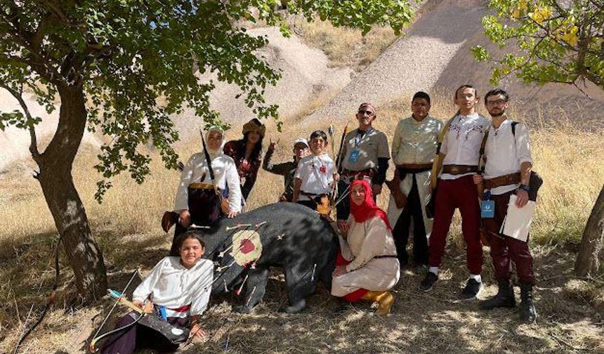 Türkiye’nin Dört Bir Yanından Geleneksel Okçular Uçhisar’da Yarıştı