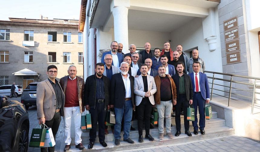 Nevşehir Belediye Başkanı Rasim Arı Muhtarlarla Bir Araya Geldi