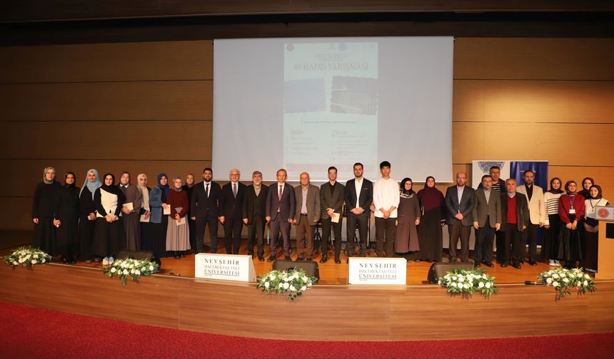 NEVÜ’de “Hadis-i Şerif Ezberleme Yarışması” Finali Gerçekleştirildi
