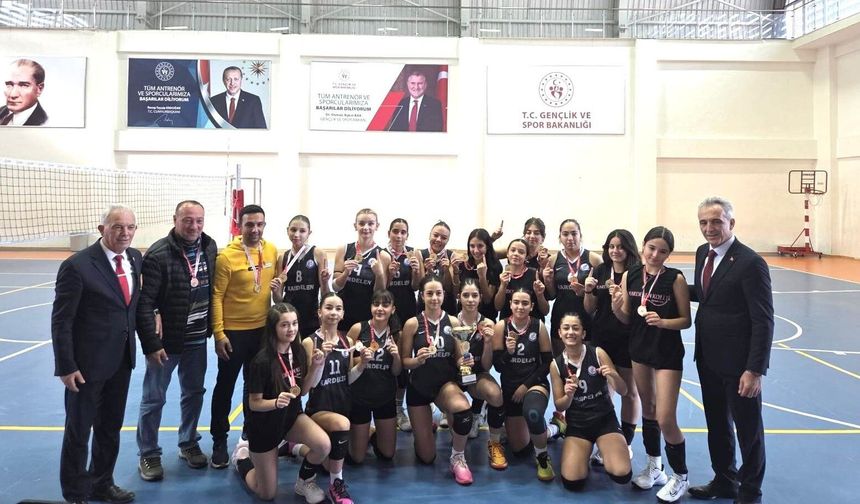 Nevşehir’in Voleybol Şampiyonu Kardelen
