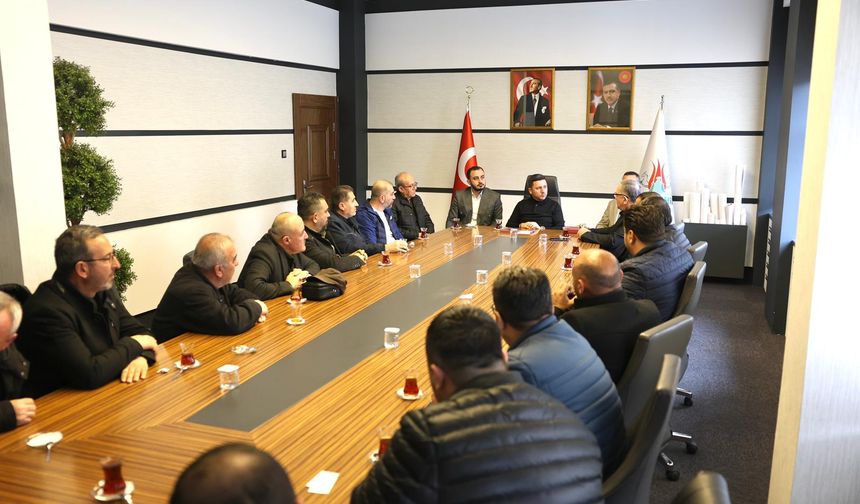 "Başkanlık Makamında Nevşehirli Vatandaşlarımızın Talep ve İsteklerini Dinledik"