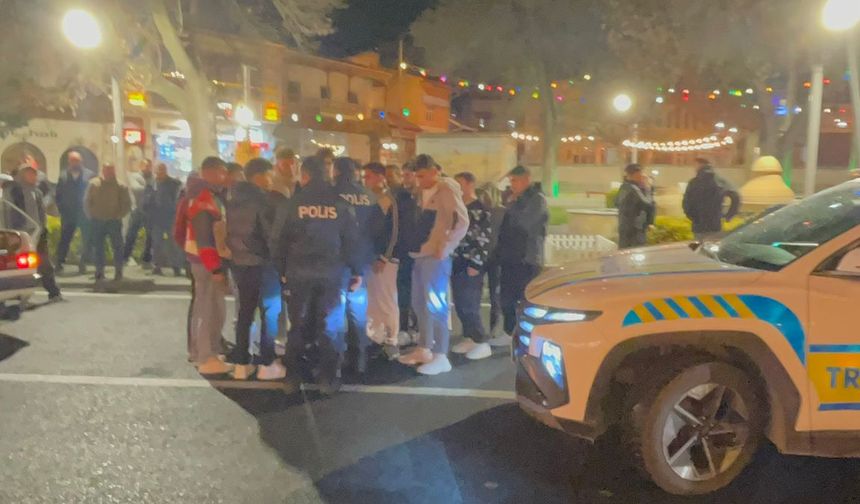 Asker Eğlencesinde Yol Güvenliğini Tehlikeye Düşürenlere Polis Müdahale Etti