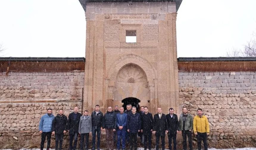 Kapadokya Alan Başkanı Cem Aslanbay’dan Geçen Yıl Keşfedilen Tarihi İbadethaneye Ziyaret