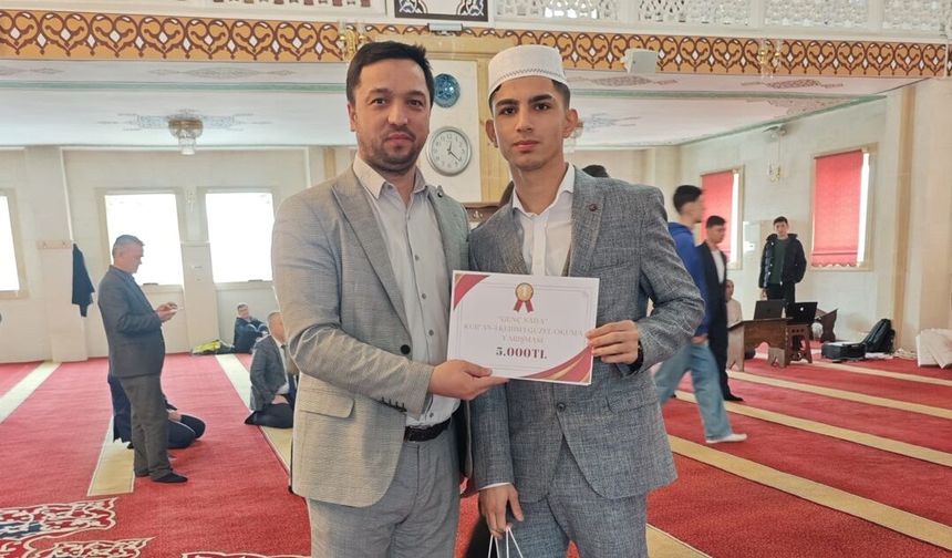 Gülşehir 15 Temmuz Şehitleri Anadolu İmam Hatip Lisesi'nden Genç Sada Kur'an-ı Kerim Güzel Okuma İl Birinciliği