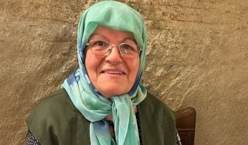 Ayşe Şarlak Vefât Etti