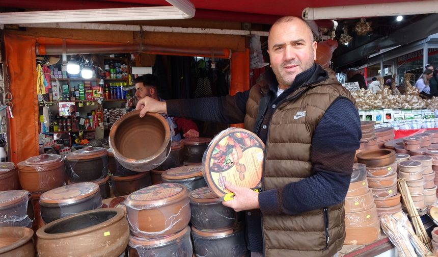 Avanos Güveçleri Trabzon’da Ramazan Sofralarına Hazırlanıyor