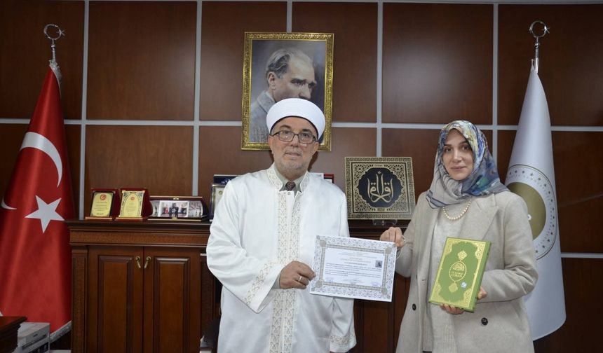 Nevşehir Müftülüğünde İhtida Merasimi: Chloe Simone Jeanne Buısson Bahar İsmini Aldı