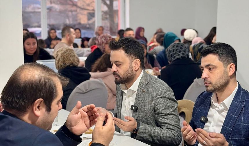 AK Parti Nevşehir Teşkilatından Evde İftar Yapmanın Yasak Olduğu Eğrikuyu Köyünde Gönül Sofrası