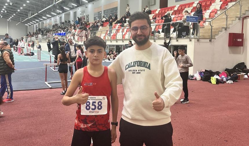 Hüseyin Efe Ertaş, Nejat Kök U16 Türkiye Salon Şampiyonası’nda 3000 Metre Yürüyüşte Türkiye 3.sü Oldu
