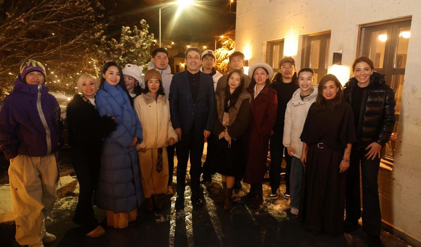 Kapadokya Alan Başkanı Aslanbay, Çinli İnfluencerlarla Bir Araya Geldi