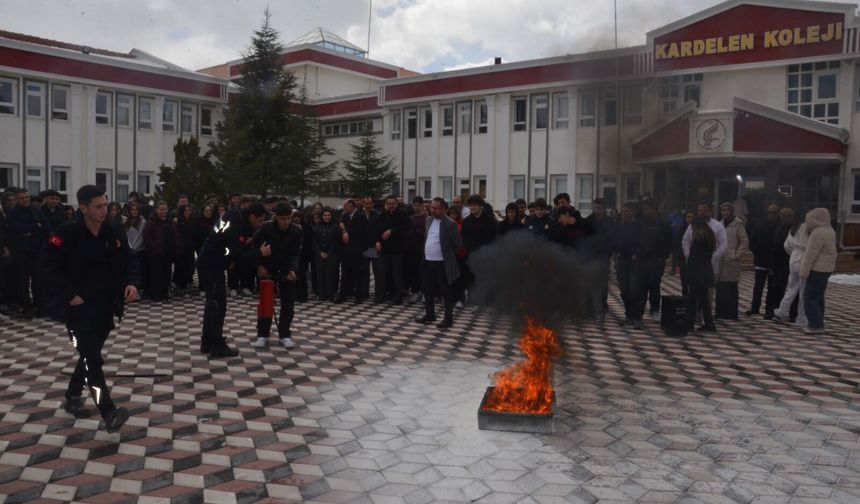 Kardelen’de Yangın Tatbikatı Başarıyla Yapıldı