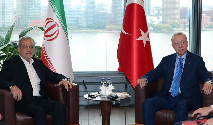 Cumhurbaşkanı Erdoğan, İran Cumhurbaşkanı Pezeşkiyan ile telefonda görüştü