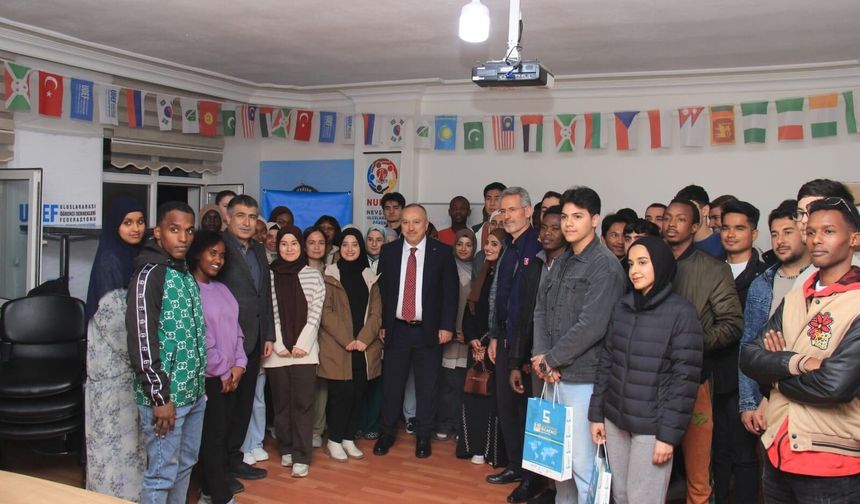 Vali Fidan ve Rektör Aktekin Nevşehir’de Uluslararası Öğrencilerle İftarda Bir Araya Geldi