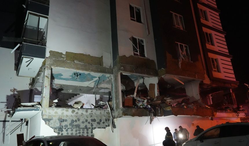 Niğde'de Doğal Gaz Patlaması 16 Yaralı