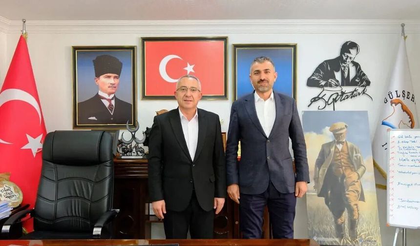 Gülşehir Belediye Başkanı Erkan Çiftci, Gülşehir Esnaf ve Sanatkârlar Odası Başkanı Hakan Gülgün’ü Makamında Ağırladı
