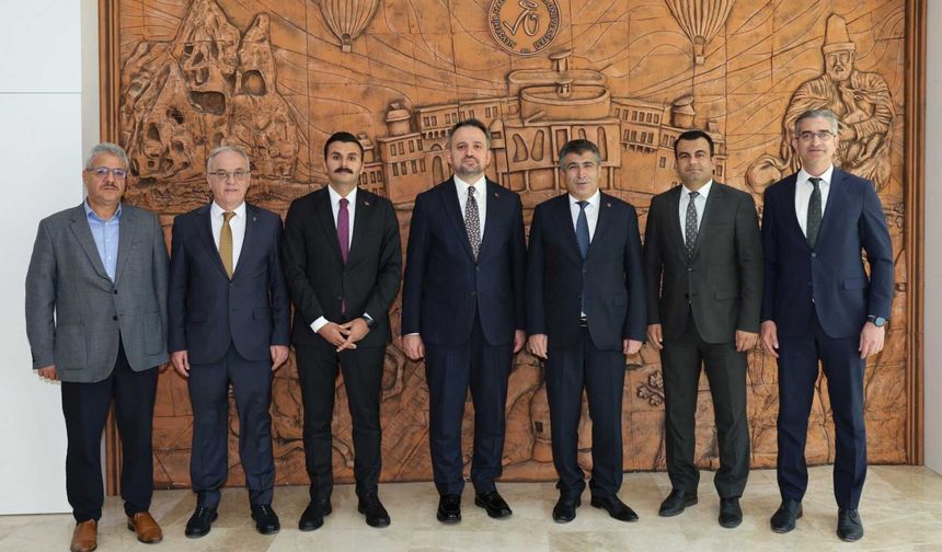 Gençlik ve Spor Bakan Yardımcısı Eminoğlu, NEVÜ’de