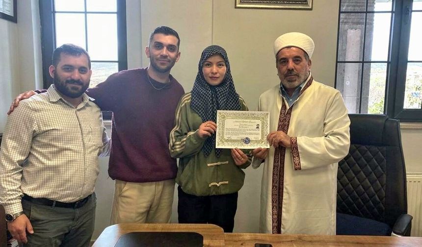 Avanos’ta Duygusal Tören: Çinli Kadın İslamiyet’i Seçti