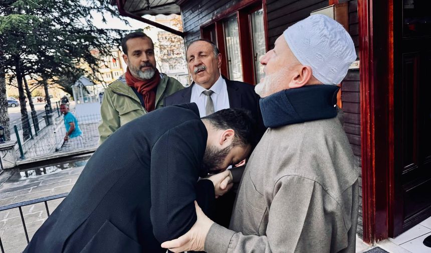 AK Parti Nevşehir İl Başkanı Muhammed Feyzi Aygün’den Hafız Mahmut Kemikkıran’a Geçmiş Olsun Ziyareti
