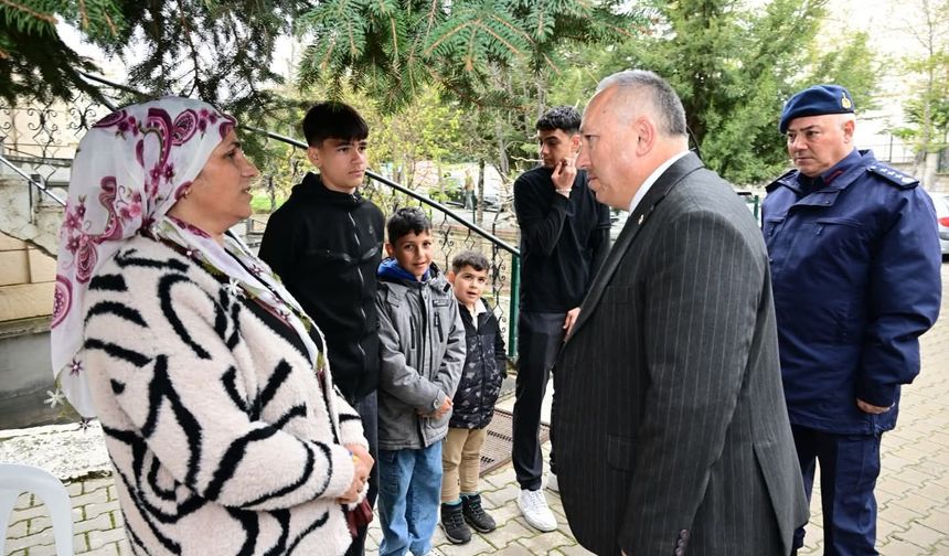 Vali Ali Fidan, Şehit Jandarma Astsubay Hüseyin Uzun İçin Düzenlenen Mevlid Programına Katıldı