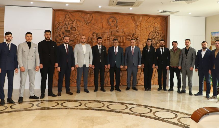 Nevşehir Ülkü Ocakları’ndan Rektör Aktekin’e Ziyaret