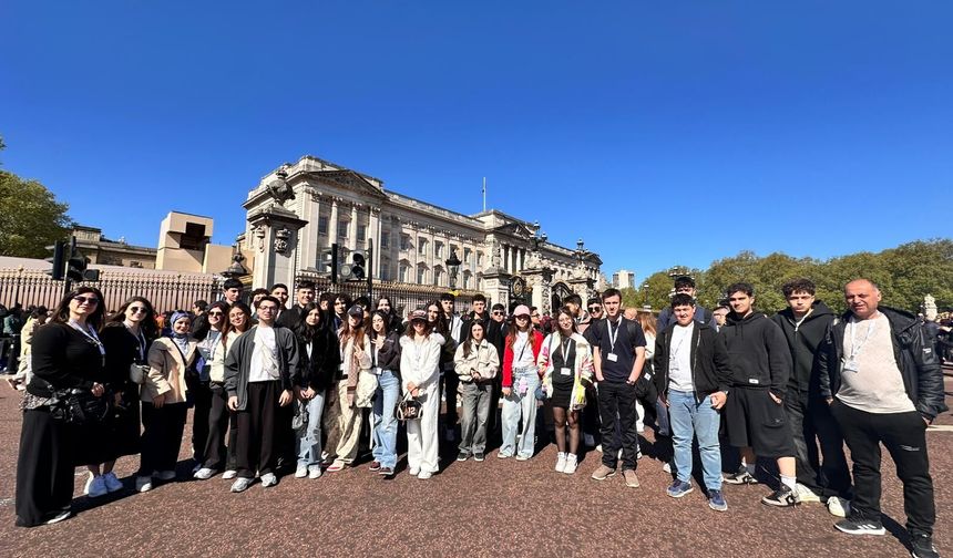 Kardelenliler Oxford’da