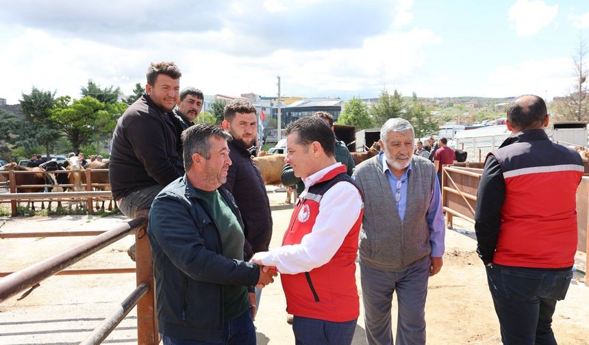 Nevşehir Hayvan Pazarı’nda Kurban Bayramı Hareketliliği