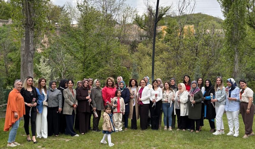 Nevşehir SMMM Odası’ndan Anlamlı Anneler Günü Etkinliği
