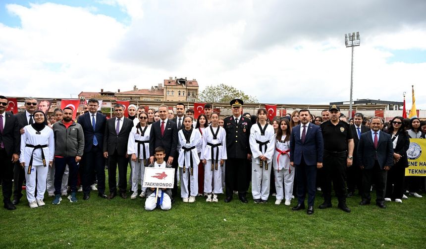 19 Mayıs Gençlik ve Spor Bayramı Nevşehir’de Coşkuyla Kutlandı