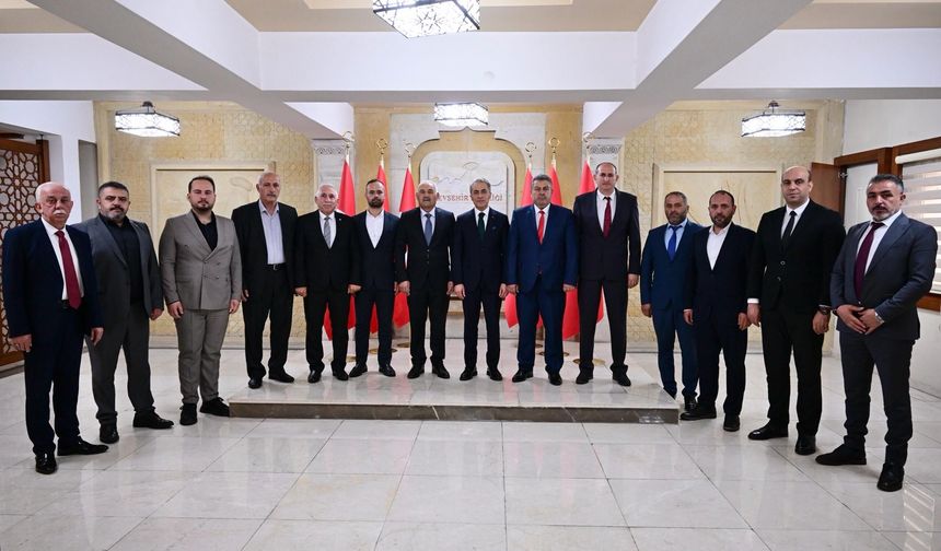Pınarbaşı ve Başkanlar Nevşehir Valisi KÖK' e Hayırlı Olsun Ziyaretinde Bulundu
