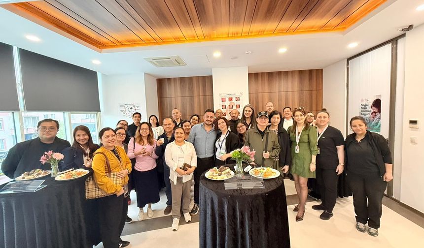 Filipinler’den gelen Acenta yetkilileri ve Doktor heyetinden Özel Kapadokya Hastanesini Ziyaret