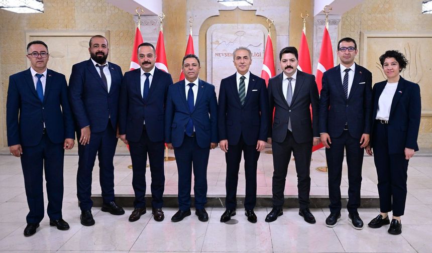 Türk Büro-Sen Genel Başkan Yardımcılarından Vali Hüseyin Kök’e Hayırlı Olsun Ziyareti