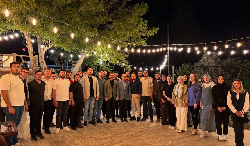 AK Parti Nevşehir Gençlik Kolları, Haftalık Yönetim Kurulu Toplantısını Gerçekleştirdi