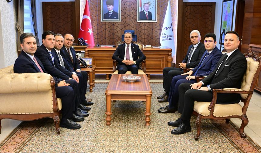 Banka Müdürlerinden Vali Hüseyin Kök’e Hayırlı Olsun Ziyareti